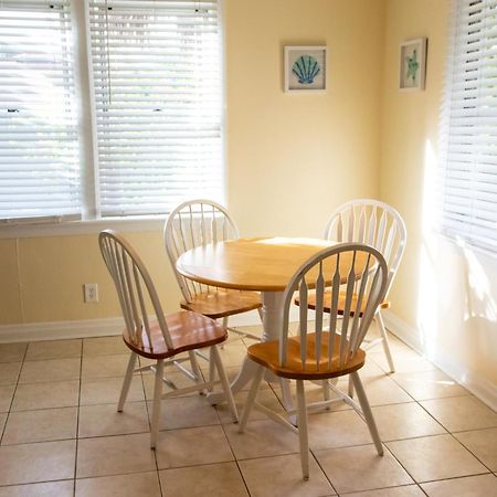 Walk To The Beach! Two Bedroom Unit In The Heart Of Jax Beach Jacksonville Beach Dış mekan fotoğraf